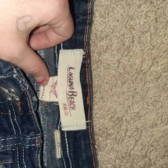 LAGUNA BEACH Jean's - Picture 3 of 4